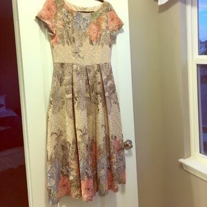 ISO ..Not for sale,I'm looking for this 👗